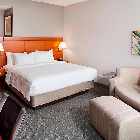 Courtyard By Marriott San Antonio Seaworld/Westover Hills Bagian luar foto