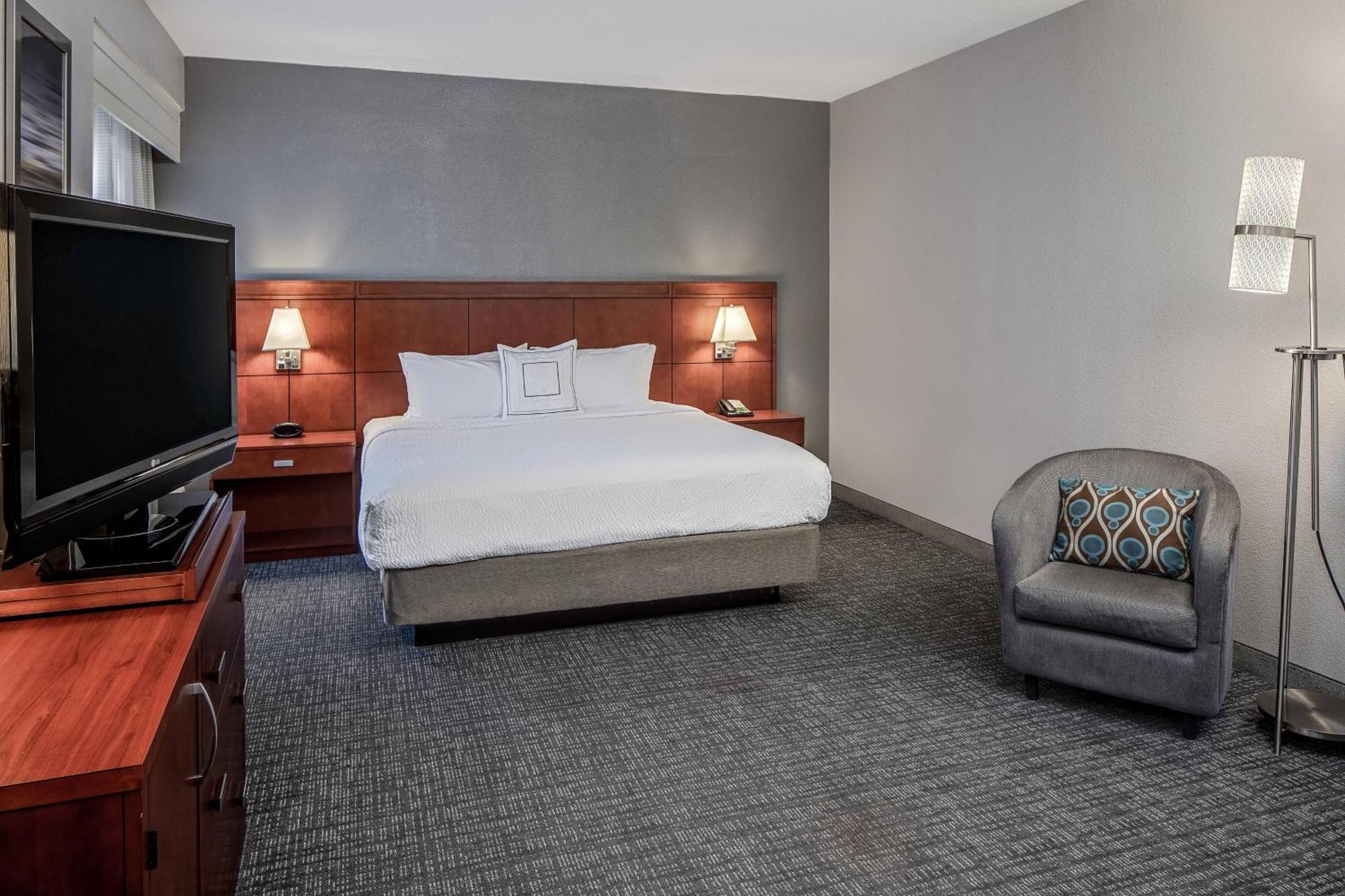 Courtyard By Marriott San Antonio Seaworld/Westover Hills Bagian luar foto